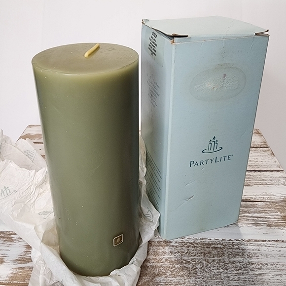 PartyLite Other - New Partylite 3" x 7" Ginger Apple C37529 cylinder pillar scented candle